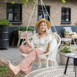 Vita5 Macramé Hangstoel - Voor Binnen En Buiten - Zonder Standaard - Incl. Kussen, Boekenvak En Beschermhoes - Tot 150kg - Beige 17 Vita5 Macramé Hangstoel - Voor Binnen En Buiten - Zonder Standaard - Incl. Kussen, Boekenvak En Beschermhoes - Tot 150kg - Beige -Tuinmeubelen Winkel 1200x1200 434