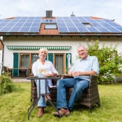 Relaxdays Tuintafel Vierkant - Buitentafel - Kleine Eettafel Tuin - Balkontafel Kunststof -Tuinmeubelen Winkel 1200x1200 649