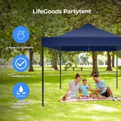 LifeGoods Partytent - 3x4.5 M - Zijwanden - Easy Up - Opvouwbaar - Waterdicht - Draagtas Met Wieltjes - Donkerblauw 17 LifeGoods Partytent - 3x4.5 M - Zijwanden - Easy Up - Opvouwbaar - Waterdicht - Draagtas Met Wieltjes - Donkerblauw -Tuinmeubelen Winkel 1200x1200 945
