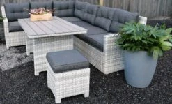 Merkloos Rivièra | Loungeset Hoekset Dining Set Tuinset | Wicker | Hoekbank, Hoge Tuintafel, 2 Hockers | 6 Zitplaatsen -Tuinmeubelen Winkel 1200x725 1