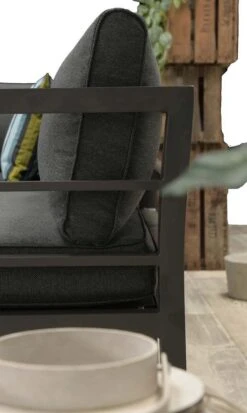 Blakes Lounge Diningset - 4 Delig - Donker Grijs -Tuinmeubelen Winkel 717x1200