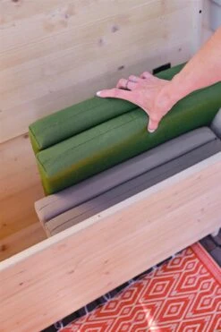 Balkonset 3in1: Bank | Tafel | Opbergruimte. Hout, Medium 95cm. -Tuinmeubelen Winkel 799x1200 5