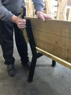 MaximaVida Set Industriële Bankpoten New York- Zwart Gecoat - Maak Zelf Je Bank -Tuinmeubelen Winkel 900x1200 5